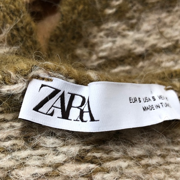 Zara Fair Isle & Hearts wool blend button vest - Picture 2 of 6